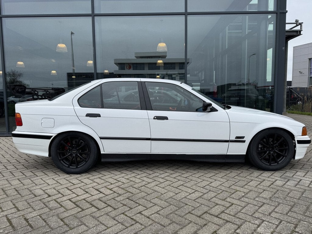BMW 3-serie 325i Drifter - Track | Drift (bj 1992), Wit, Bedrijf, Handgeschakeld, Sedan