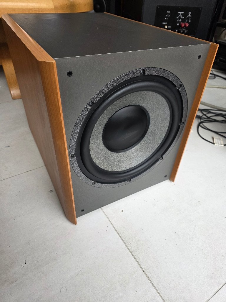 Jm lab cobalt 800sub, Ophalen of Verzenden, Minder dan 60 watt, Overige merken