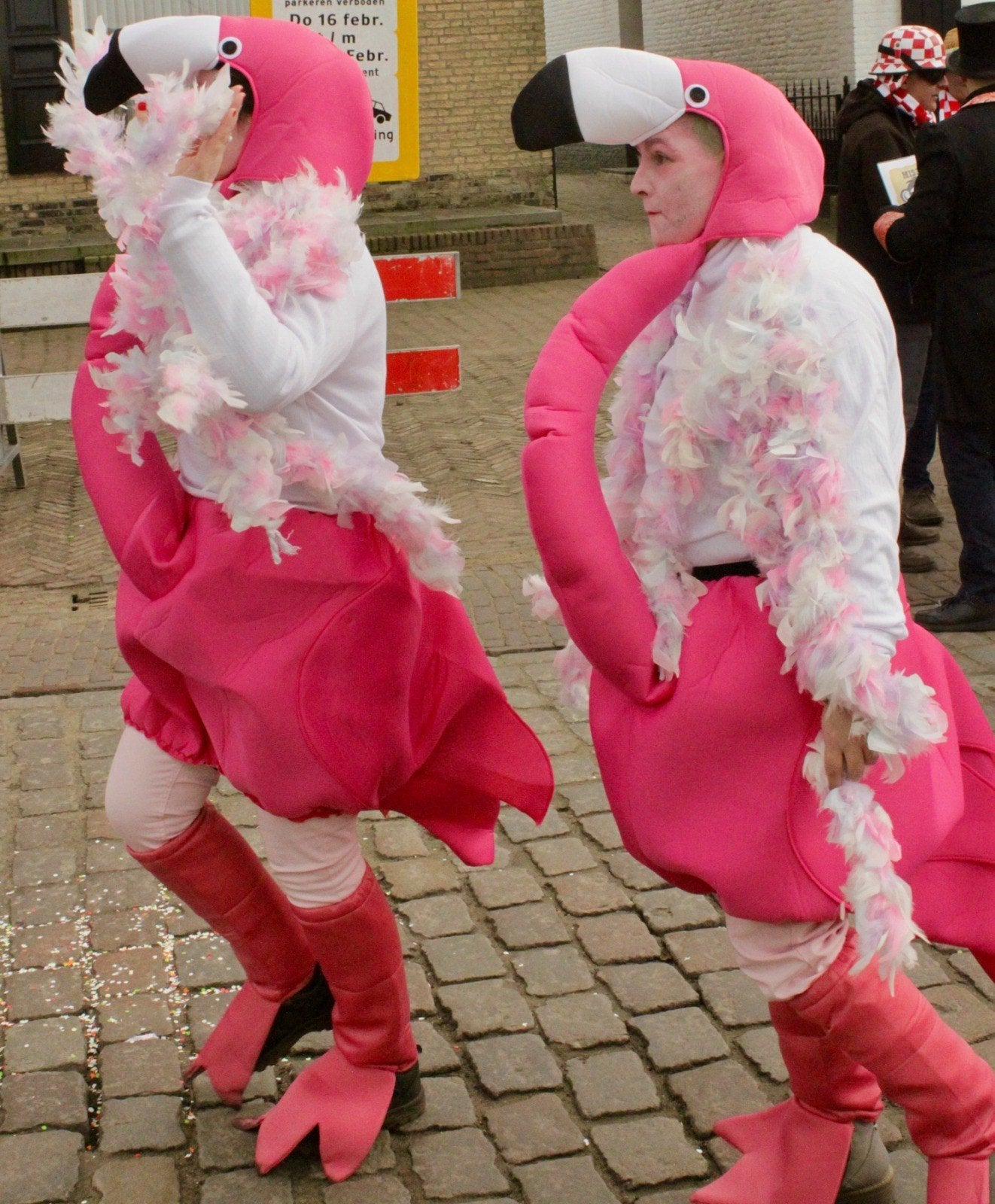 3x Flamingo verkleedpak – maat L - carnaval/ themafeest, Ophalen of Verzenden, Zo goed als nieuw, Carnaval