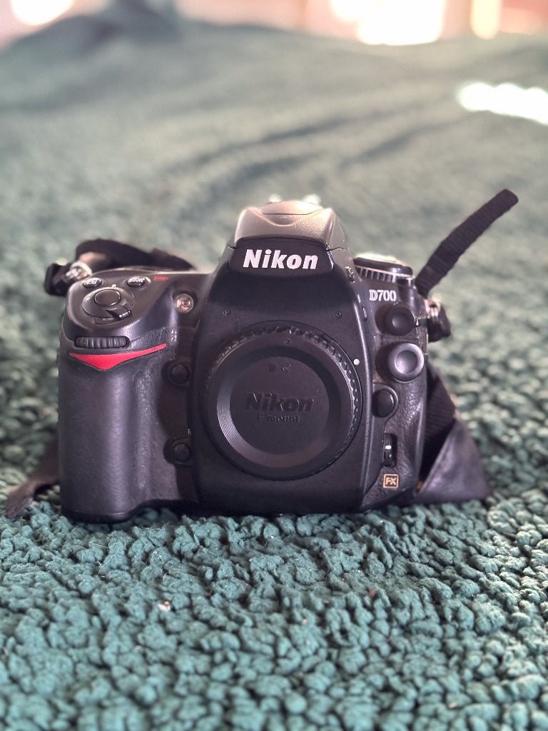 Complete Nikon FX-set – D700 + 3 lenzen + veel accessoires, Nikon, Camera, Ophalen of Verzenden, Gebruikt