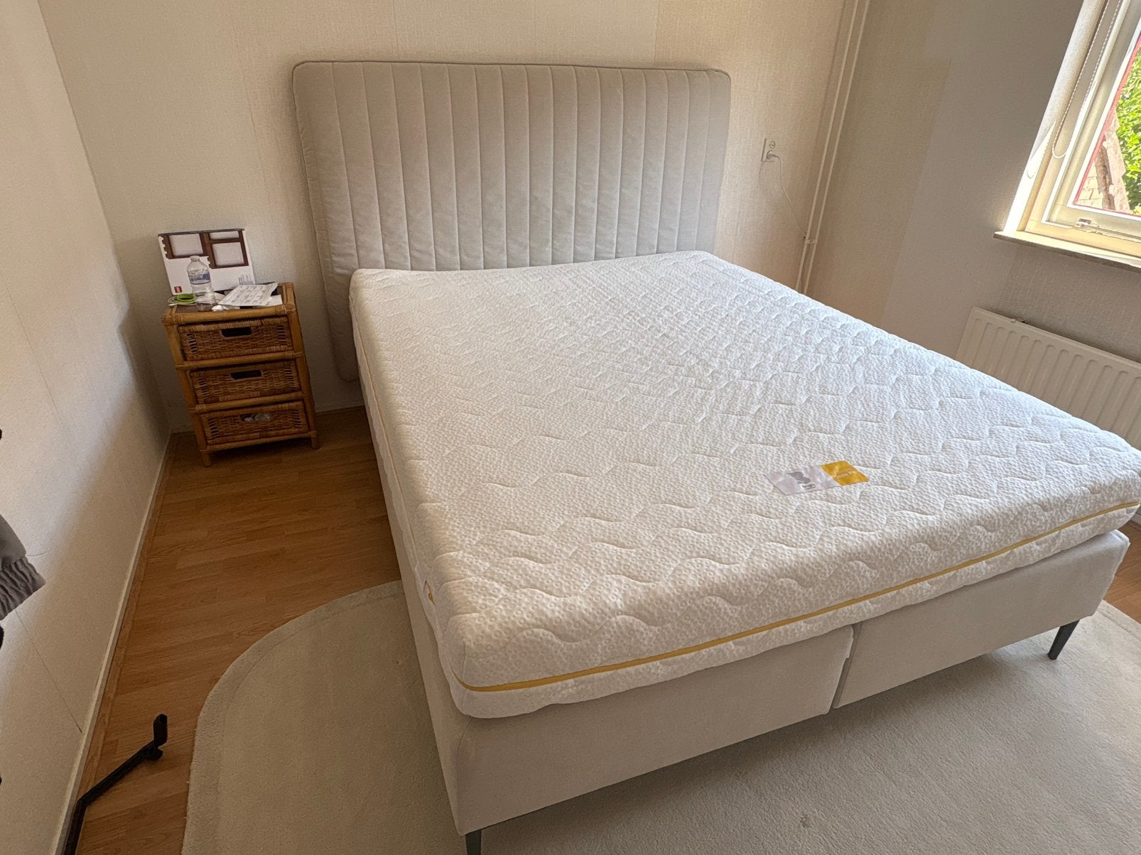 Boxspring van beterbed | 160cm | Nieuwprijs €1700, Ophalen, Beige, Tweepersoons, Zo goed als nieuw