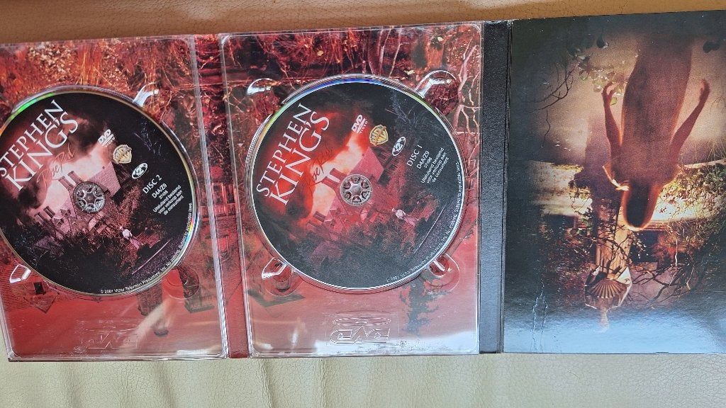 Red rose stephen king, Vanaf 16 jaar, Ophalen of Verzenden, Zo goed als nieuw, Thriller