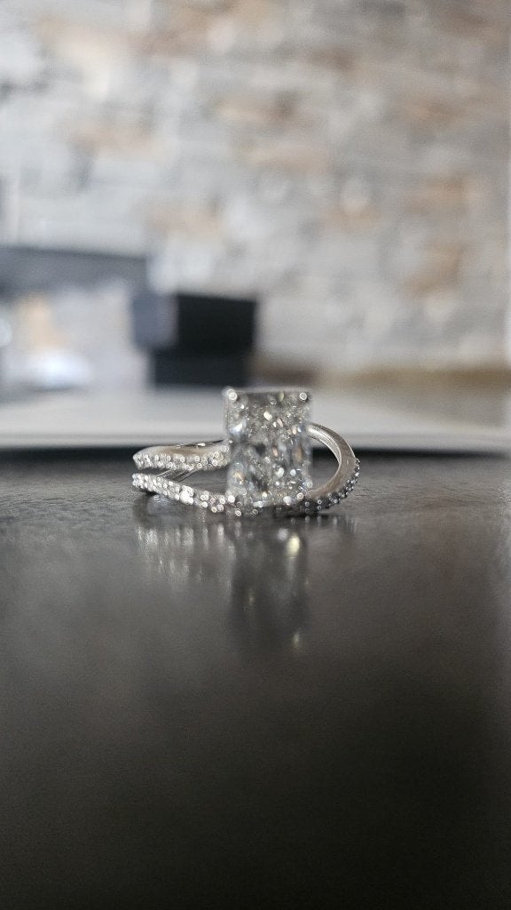 Luxe 14 Kt Witgouden Ring met 2,10 Kt Lab Grown Diamanten, Sieraden, Tassen en Uiterlijk, Ringen, Wit, Nieuw, Ophalen of Verzenden