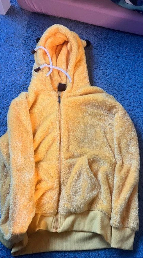 Pikachu pyjama, Verzenden, Zo goed als nieuw, Maat 48/50 (M), Geel
