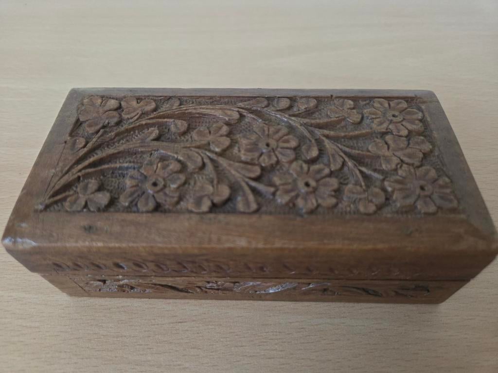 Houten postzegeldoosje, Ophalen of Verzenden, Zo goed als nieuw
