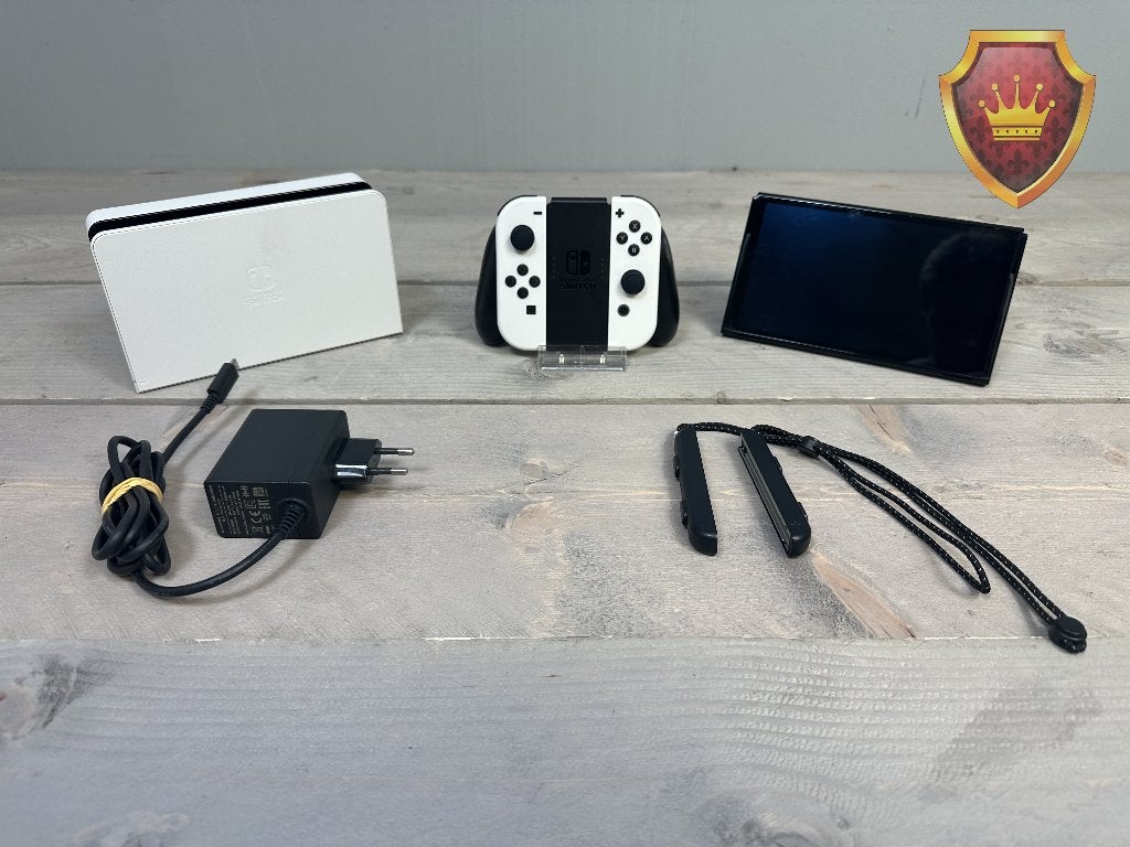 Nintendo Switch OLED 64GB Wit met 128GB SD kaart, Spelcomputers en Games, Gebruikt, Niet Ingevuld, Met 1 controller, Nintendo