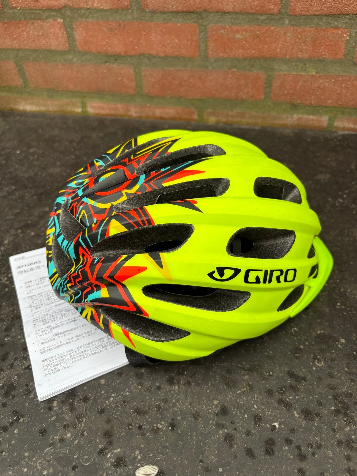 Giro Hale Kinder Fietshelm - Neon Geel met Grafische Print, Fietsen en Brommers, Ophalen of Verzenden, Zo goed als nieuw, S, Jongen of Meisje