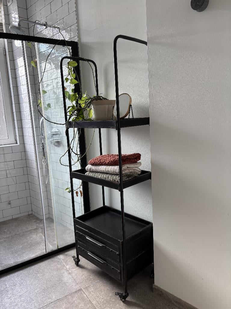Staande plank - industriële stijl, Huis en Inrichting, Kasten | Wandmeubels, Ophalen, Met plank(en), Zo goed als nieuw, Minder dan 150 cm