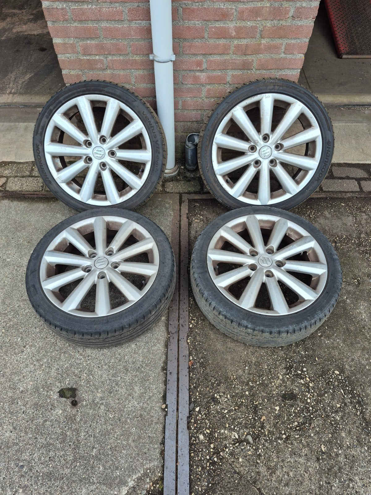 Suzuki Swift Sport in onderdelen, Auto-onderdelen, Ophalen, Gebruikt, Banden en Velgen, 17 inch