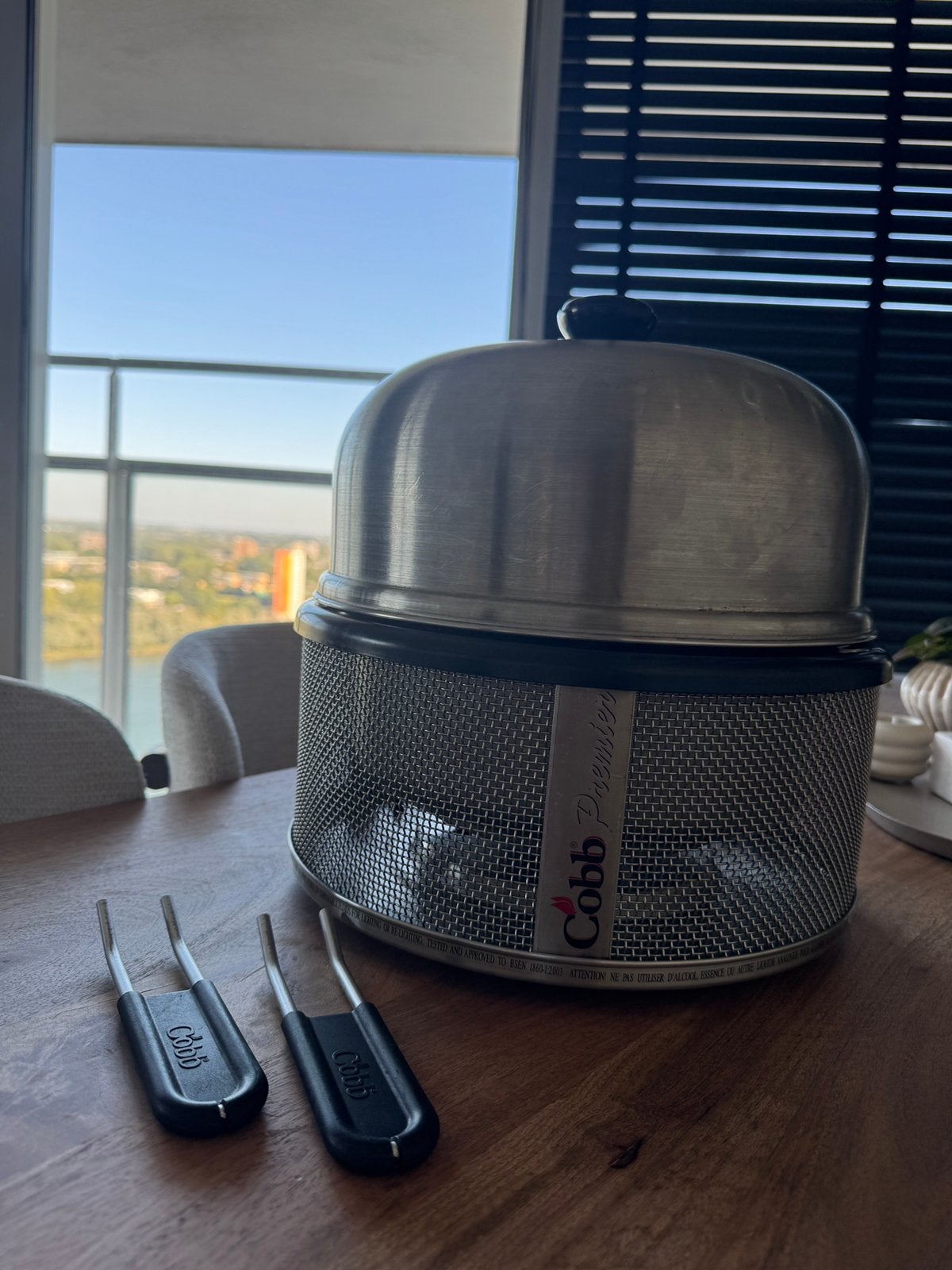 Cobb Premier tafel BBQ met accessoires en oobergtas, Ophalen of Verzenden, Gebruikt