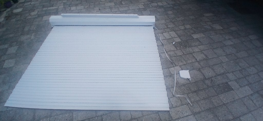 3 rolluiken moet weg, prijs onderhandelbaar, Ophalen, Zo goed als nieuw, Wit, 100 tot 150 cm