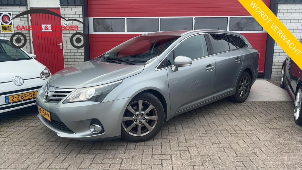 Toyota Avensis Wagon 2.0 D-4D Dynamic Business TREKHAAK / CA, Auto's, Voorwielaandrijving, 4 cilinders, 500 kg, Kunstmatig leder