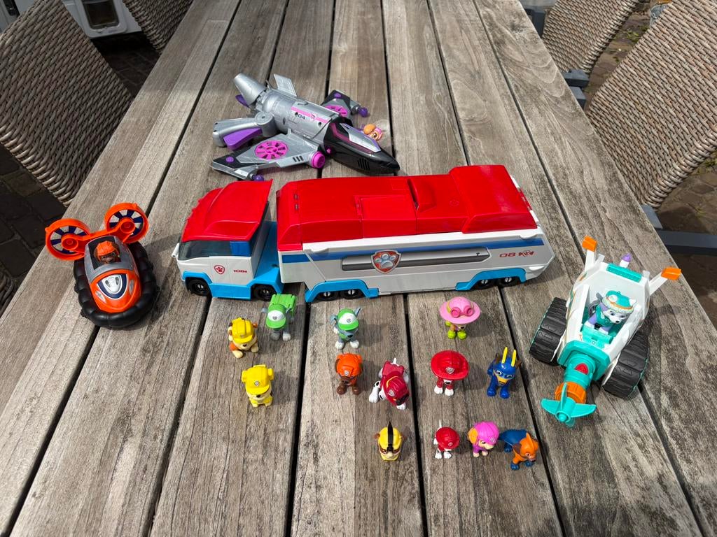 Paw patrol bus met extra’s, Kinderen en Baby's, Speelgoed | Actiefiguren, Ophalen of Verzenden, Zo goed als nieuw