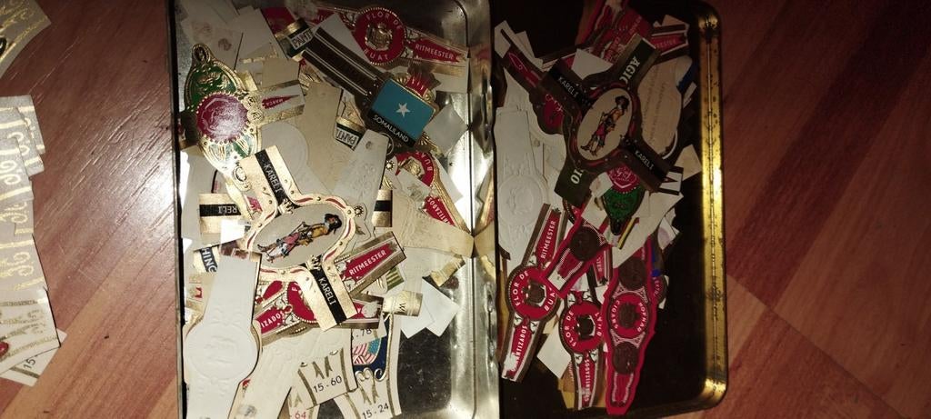 Grote verzameling vintage sigarenbandjes, Verzamelen, Ophalen of Verzenden, Gebruikt, Sigarenbandjes