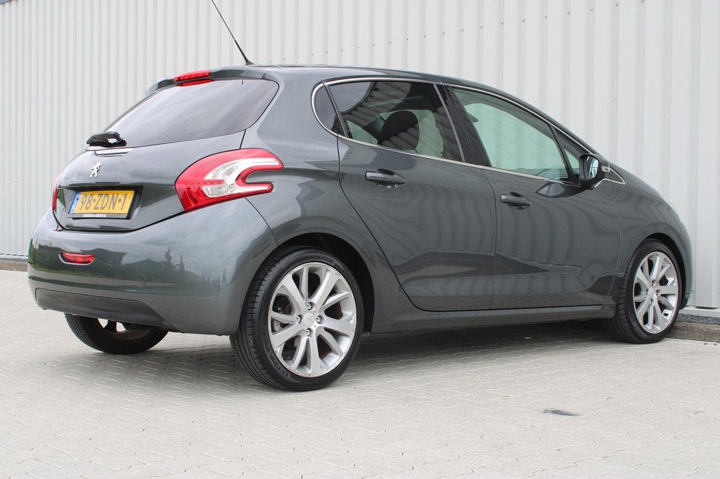 Peugeot 208 1.6 VTi Allure | JBL audio | Cruise control | Pa, Voorwielaandrijving, Euro 5, Stof, Gebruikt