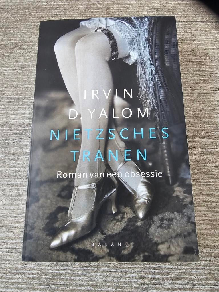 Irvin D. Yalom - Nietzsches Tranen (Roman), Boeken, Ophalen of Verzenden, Gelezen, Irvin D. Yalom
