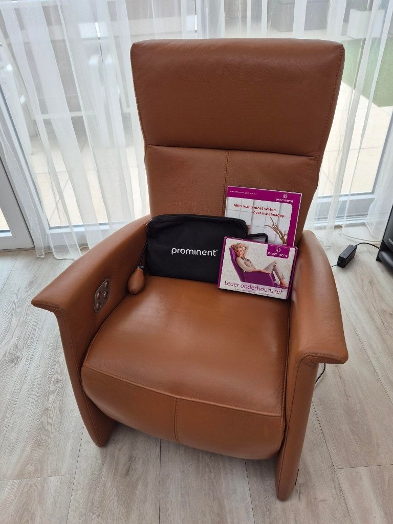 Relax Fauteuil - Leer - Elektrisch, Huis en Inrichting, Fauteuils, Ophalen, Gebruikt, Minder dan 75 cm, Leer