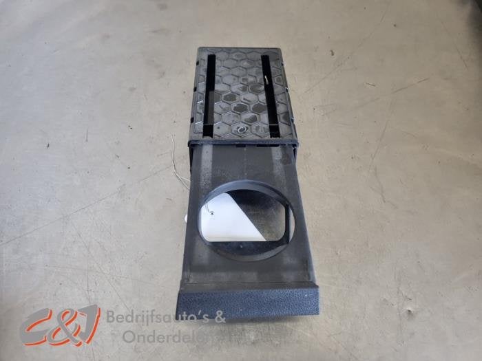 Bekerhouder van een Renault Master, Gebruikt, -, Renault, -