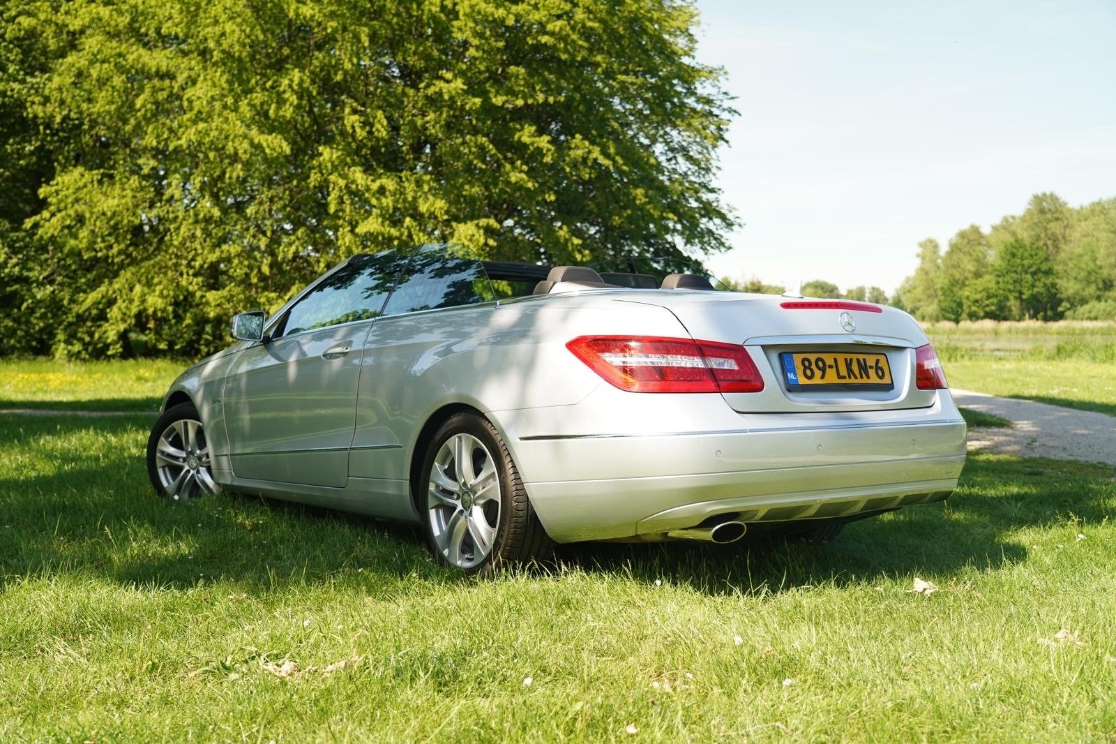 Mercedes E-Klasse 1.8 E250 CGI Cabrio,AUTOMAAT, leder, Auto's, Achterwielaandrijving, 1800 kg, Cabriolet, 4 stoelen
