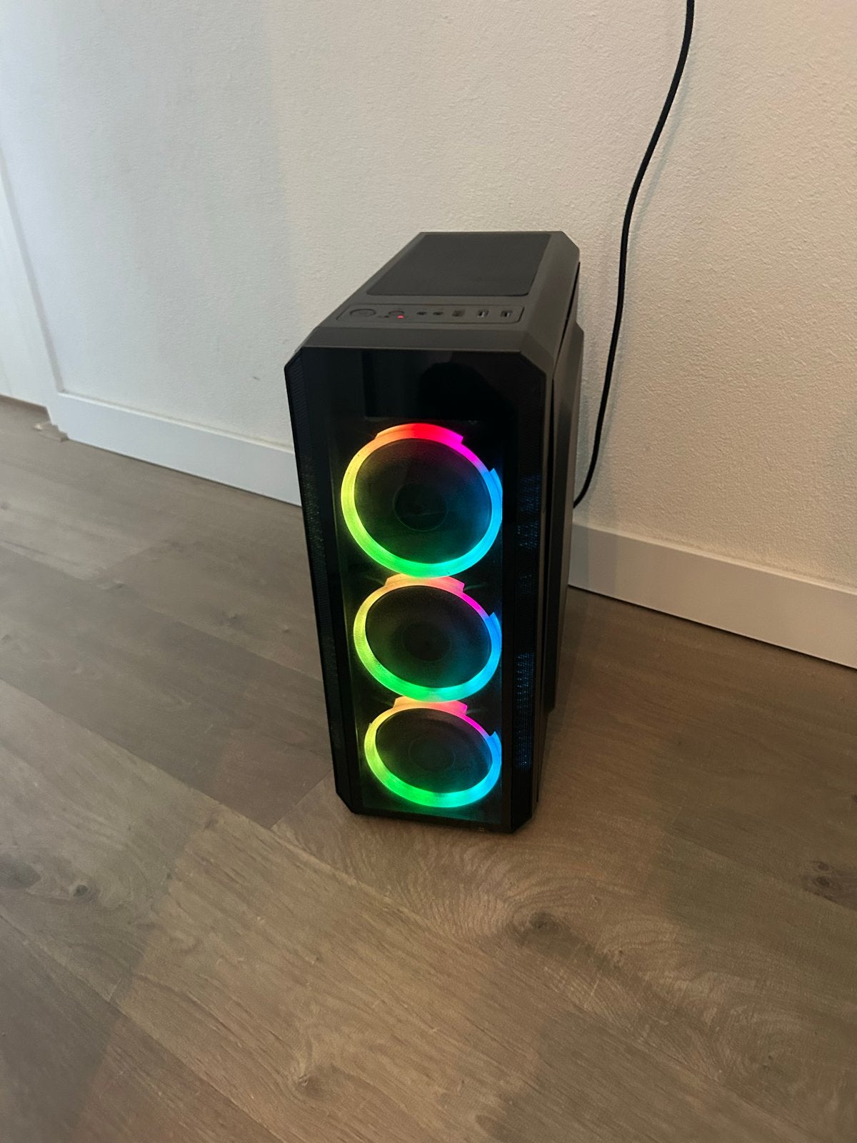 Gaming PC met RTX 3050 en Ryzen 5 5600G, 32 GB, Ophalen of Verzenden, Zo goed als nieuw, Gaming