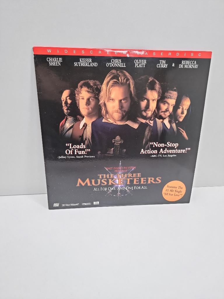 The Three Musketeers Laserdisc NTSC Engels, Alle leeftijden, Ophalen of Verzenden, Gebruikt, Actie en Avontuur