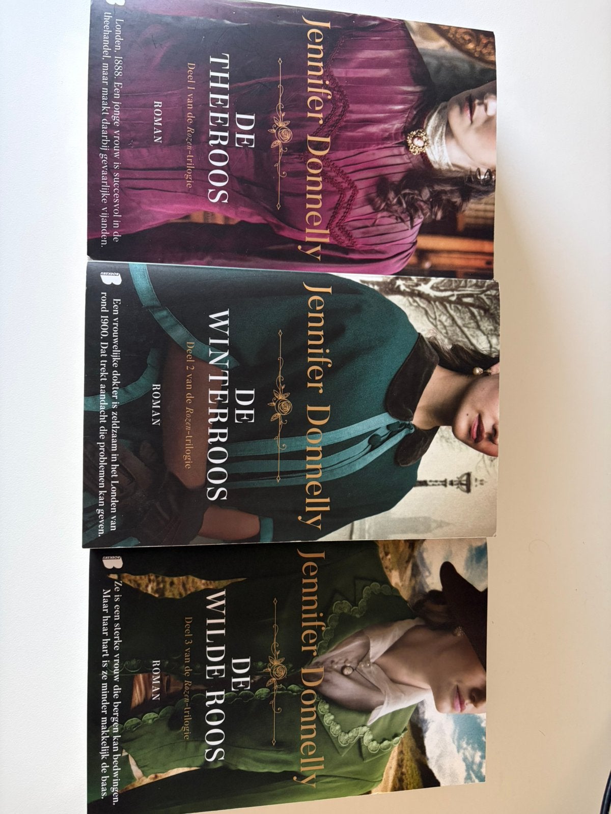 De Theeroos trilogie, Ophalen, Gelezen