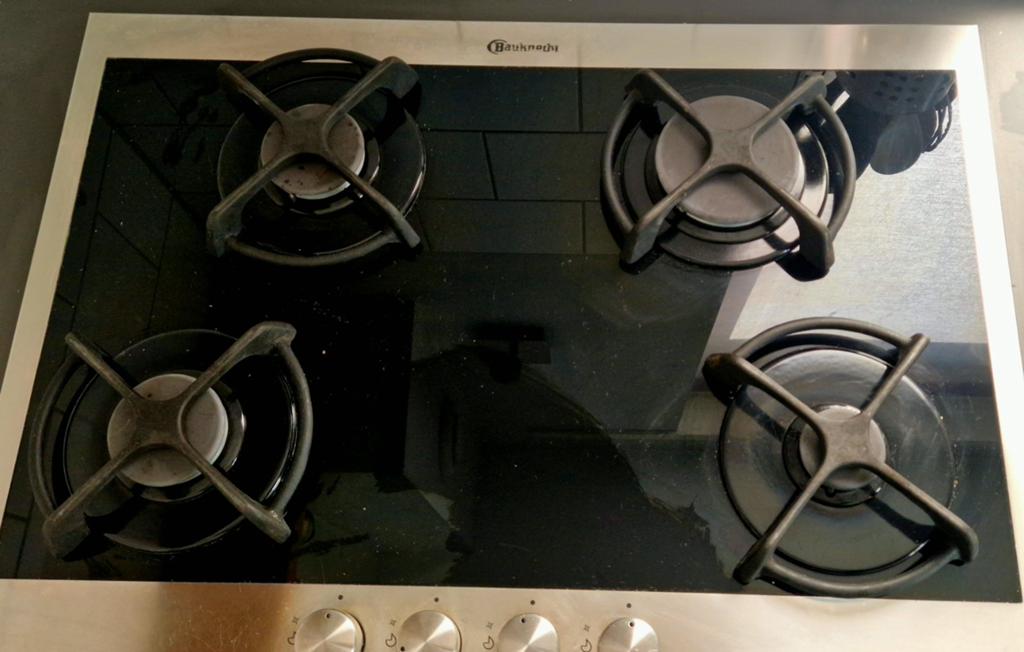 Inbouw gasfornuis Bauknecht met automatische ontsteking, Ophalen, Gebruikt, 60 cm of meer, 4 kookzones
