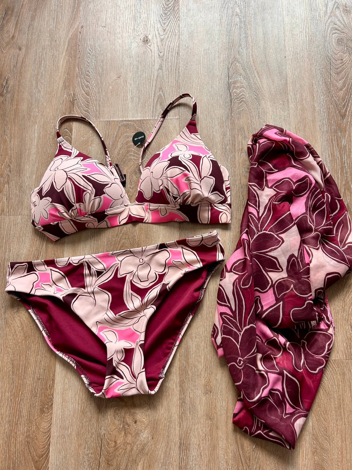 Bikini met omslagdoek/pareo top=XL / broek=L, Ophalen of Verzenden, Nieuw, Roze, Bikini