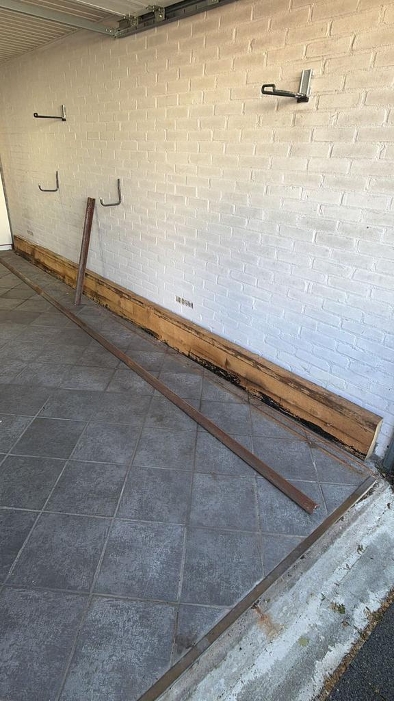 Houten balk 75x250 en hoeklijn diverse maten, Ophalen, Zo goed als nieuw, Plank, 300 cm of meer