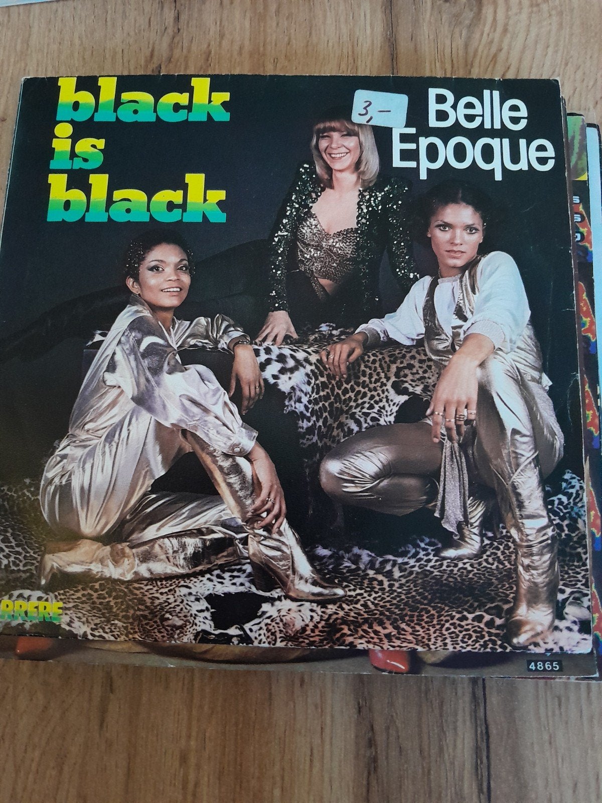belle epoque 7inch black is black, Ophalen of Verzenden, Zo goed als nieuw, Pop