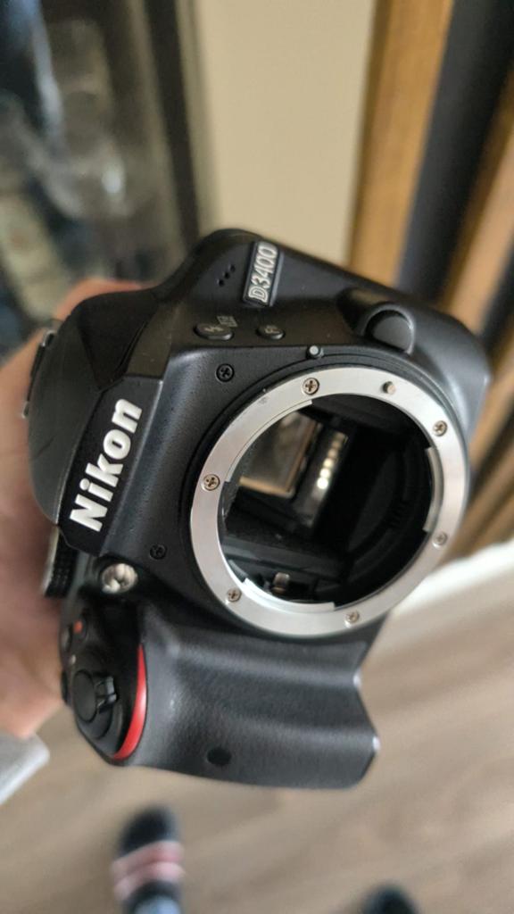 Nikon D3400 spiegelreflexcamera (body), Ophalen of Verzenden, Zo goed als nieuw