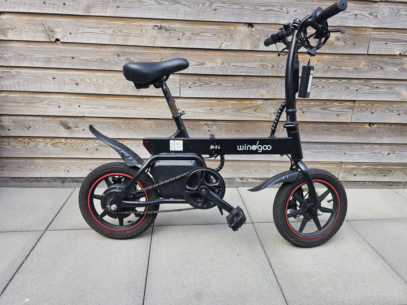 Windgoo zwart, 14 tot 16 inch, Zo goed als nieuw, Deels opvouwbaar, Ophalen