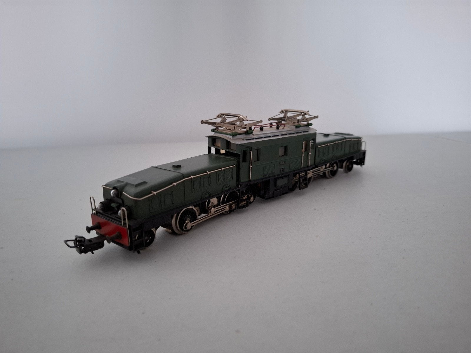 Marklin 3015 Elektrische locomotief ''Krokodil'' van de SBB, Wisselstroom, Locomotief, Ophalen of Verzenden, Zo goed als nieuw