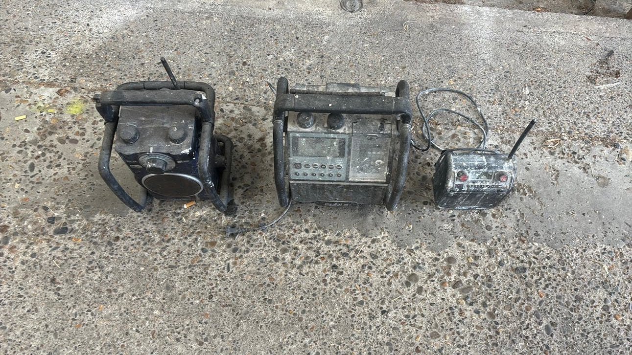 Perfect Pro Bouw Radio’s, Ophalen, Zo goed als nieuw, Bouwradio