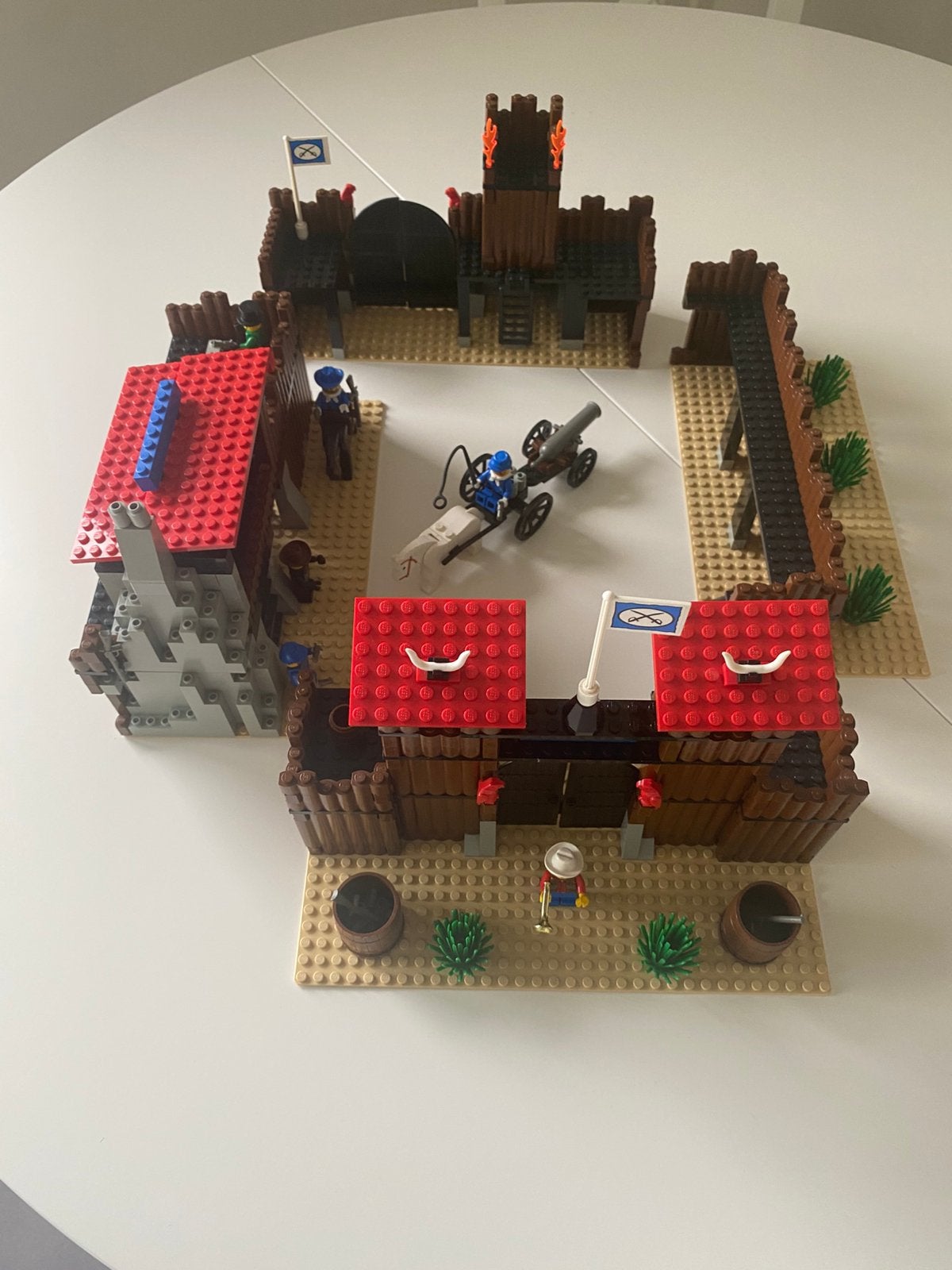 Lego set 6769 Fort Legoredo compleet uit 1996, Overige thema's, Lego, Ophalen of Verzenden, Zo goed als nieuw