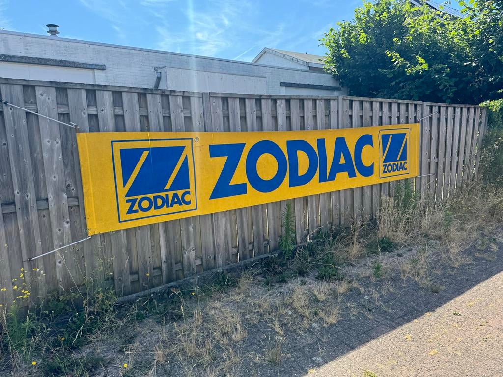 Zodiac Reclamebanner - Groot en Opvallend, Ophalen, Reclamebord, Gebruikt, .