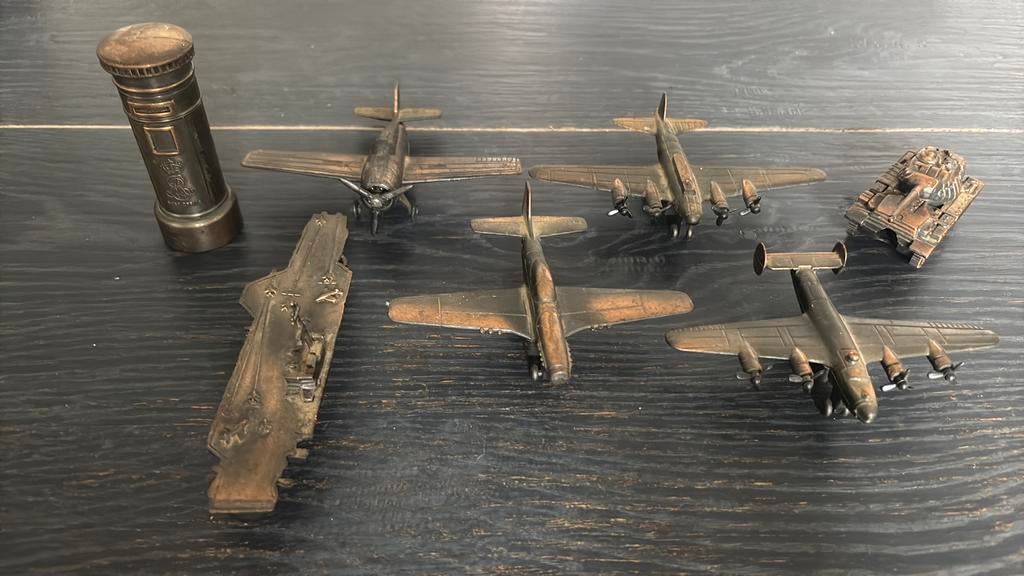 Vintage puntenslijpers Brons, Ophalen of Verzenden, Zo goed als nieuw, Groter dan 1:72, Overige merken