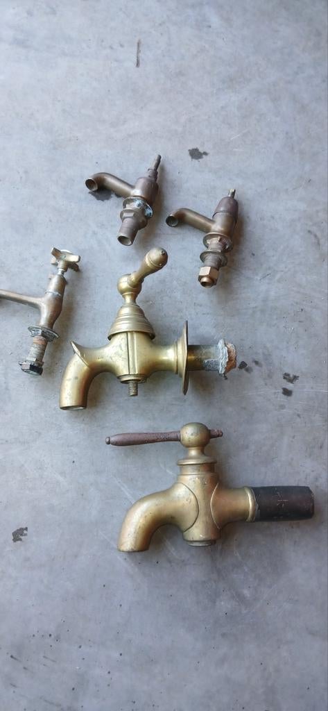 Antieke bronzen kranen - decoratie of restauratie, Antiek en Kunst, Ophalen of Verzenden