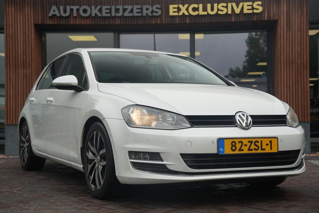 Volkswagen Golf 1.4 TSI ACT Highline, Gebruikt, 4 cilinders, Alcantara, Wit