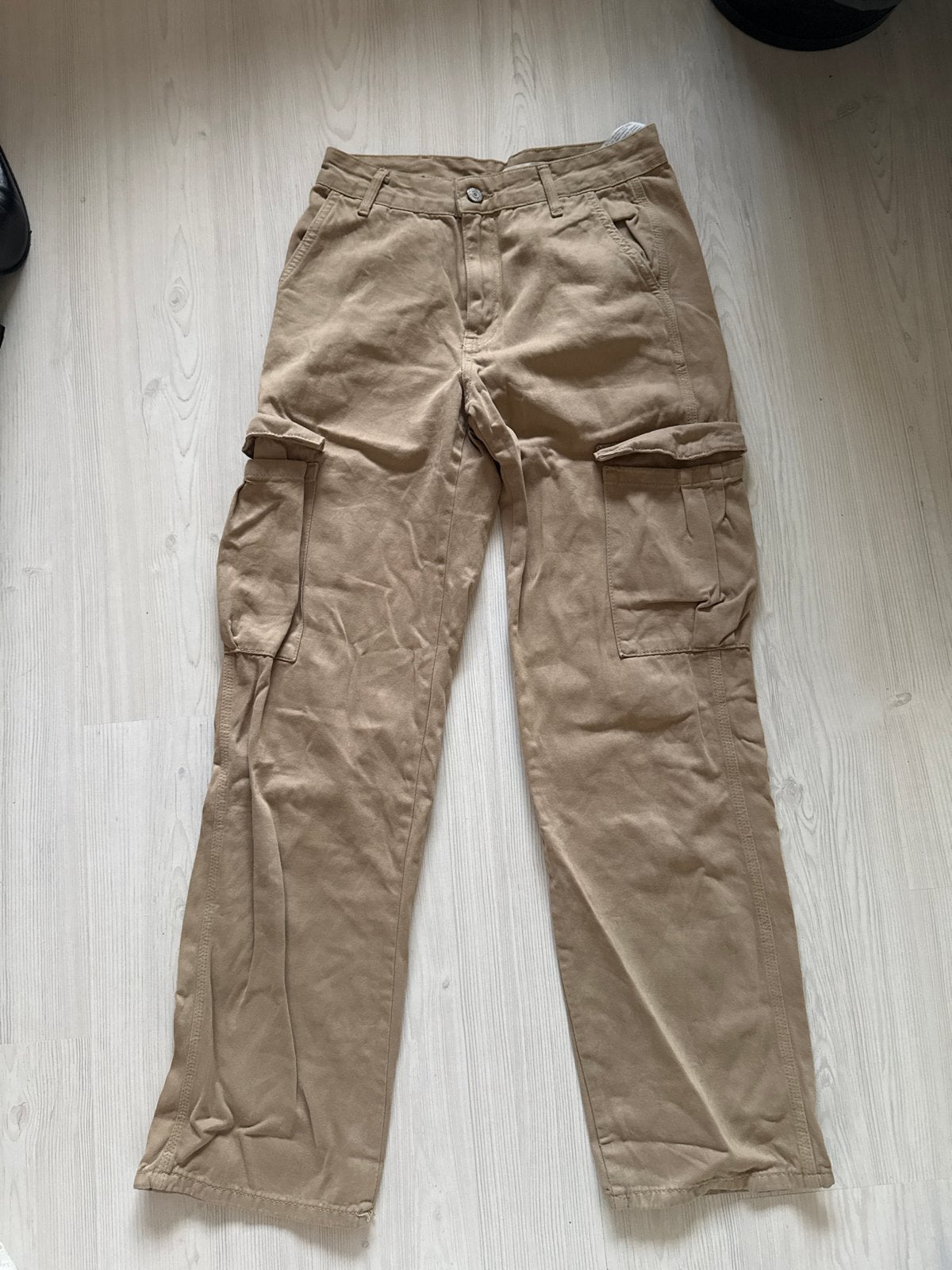 Pull&Bear Cargo Broek Maat 38 - Zo goed als nieuw, Ophalen, Zo goed als nieuw, Maat 38/40 (M), Beige