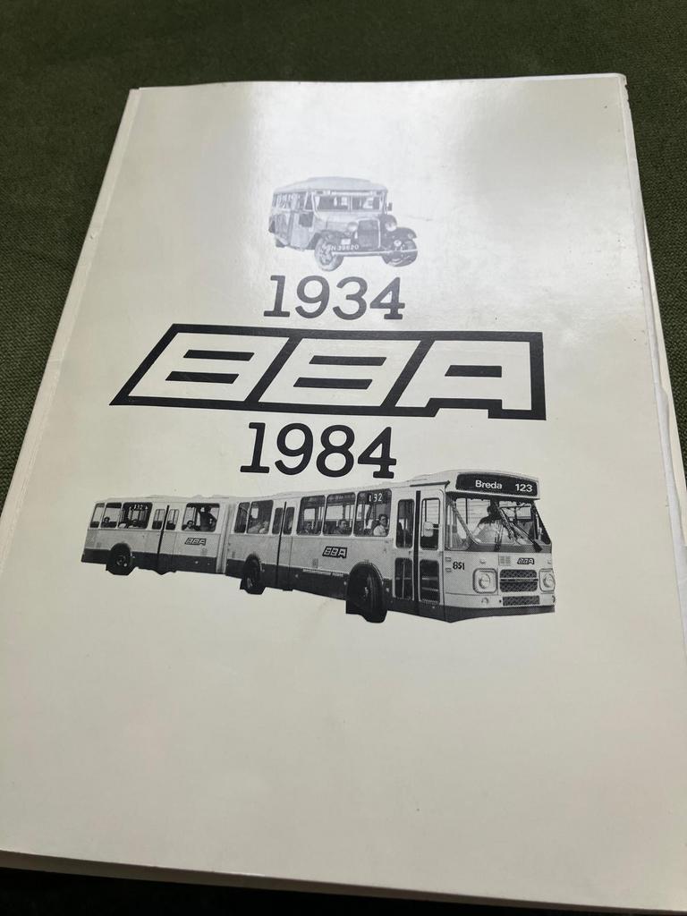 BBA 1934-1984 Jubileumboek - Geschiedenis van het busvervoer, Ophalen of Verzenden, Gelezen, Bus