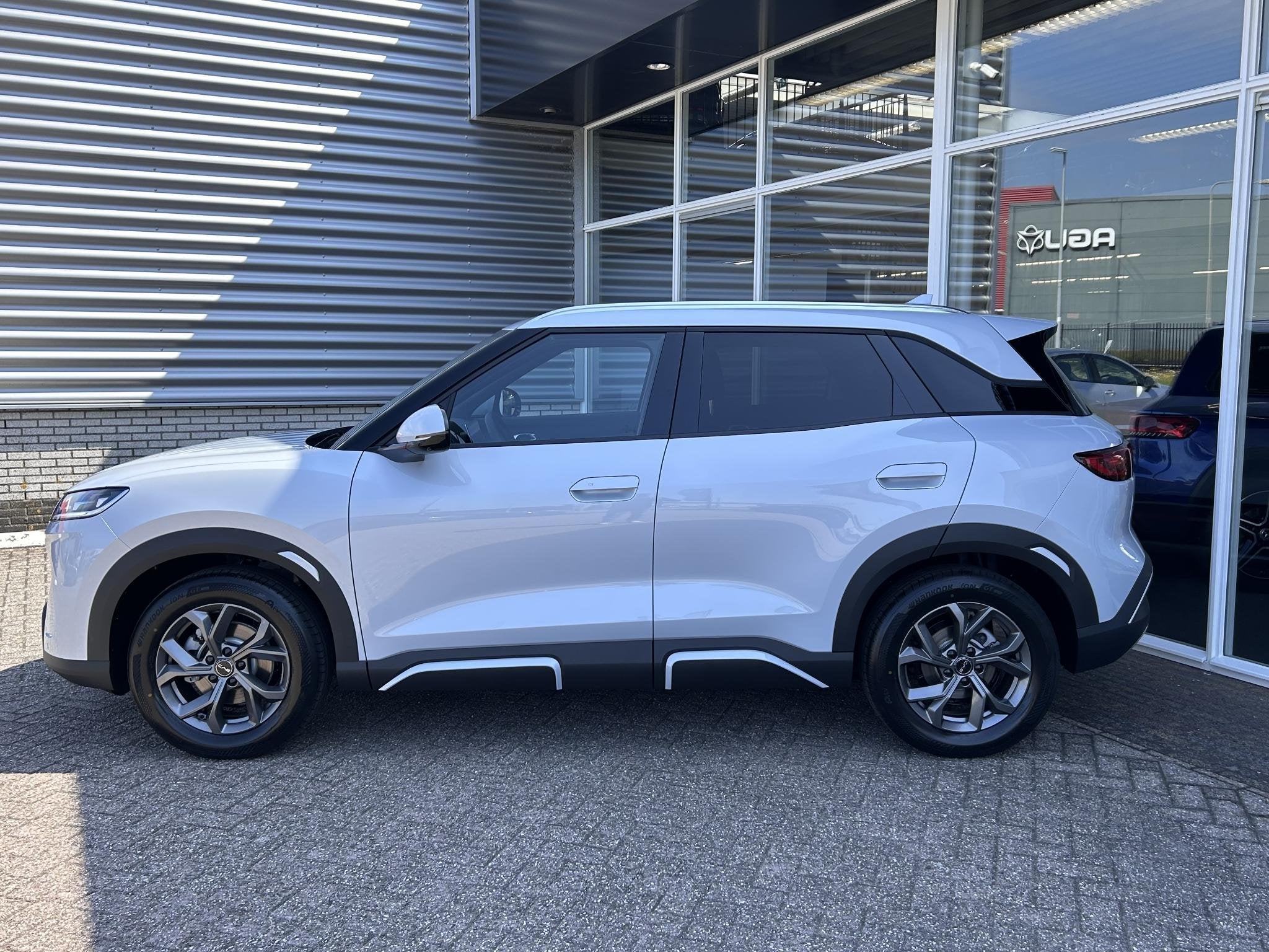 BYD ATTO 2 Comfort 65 kWh | Panoramadak | Apple Carplay & An, Auto's, BYD, 12 maanden, Wit, 430 km, 204 pk