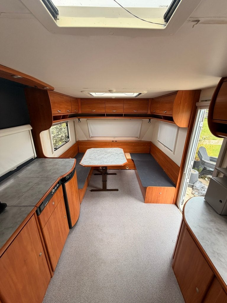 Mobiele Caravan & Camper Reiniging – Binnen & Buiten, 24-uursservice, Interieur