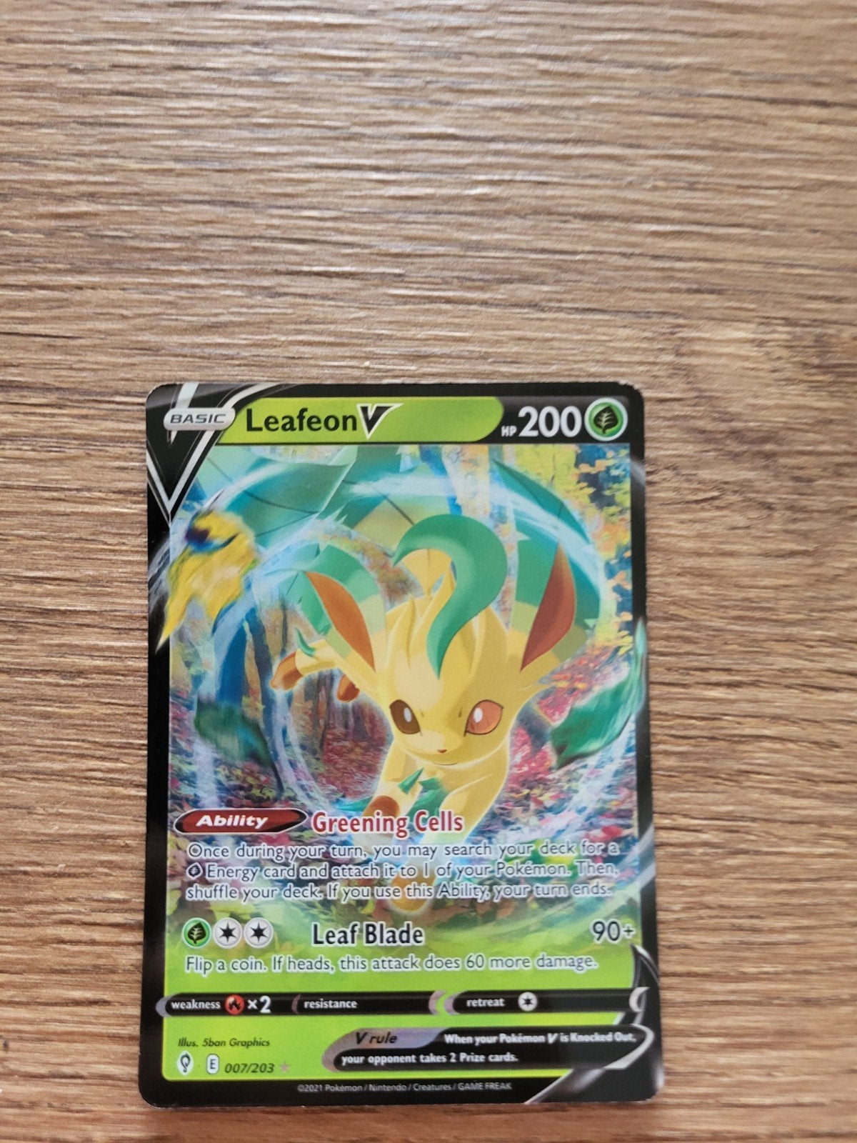 Pokémon Kaart Leafeon V 007/203, Ophalen of Verzenden, Zo goed als nieuw, Losse kaart