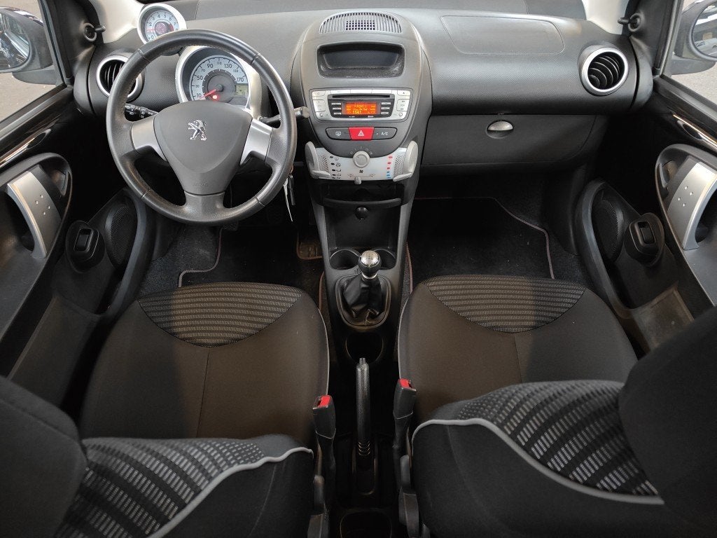 Peugeot 107 1.0 Envy | AIRCO | 50.908 km NAP | CV | ELEK.RAM, Auto's, Peugeot, Voorwielaandrijving, Euro 5, Stof, Gebruikt
