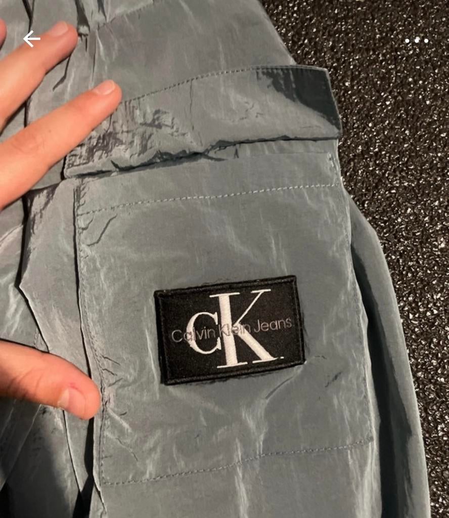 Stijlvol Calvin Klein Jeans jasje - Maat M, Ophalen of Verzenden, Zo goed als nieuw, Maat 38/40 (M), Grijs