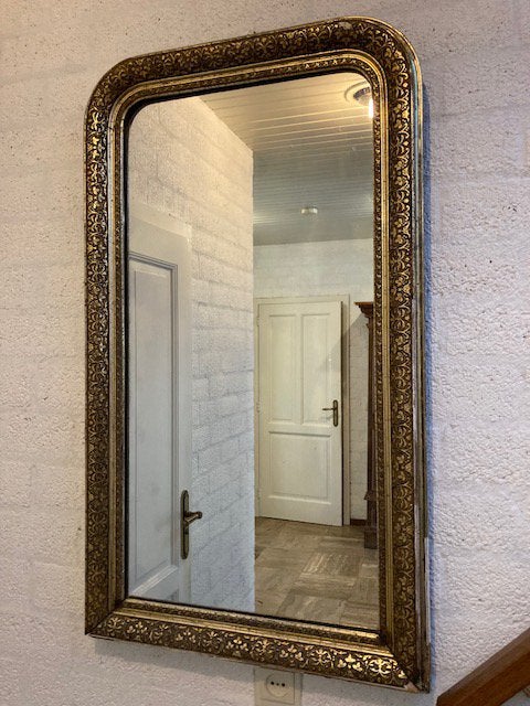 Antieke spiegel met sierlijke gouden lijst, Ophalen, Rechthoekig, 50 tot 100 cm, 100 tot 150 cm