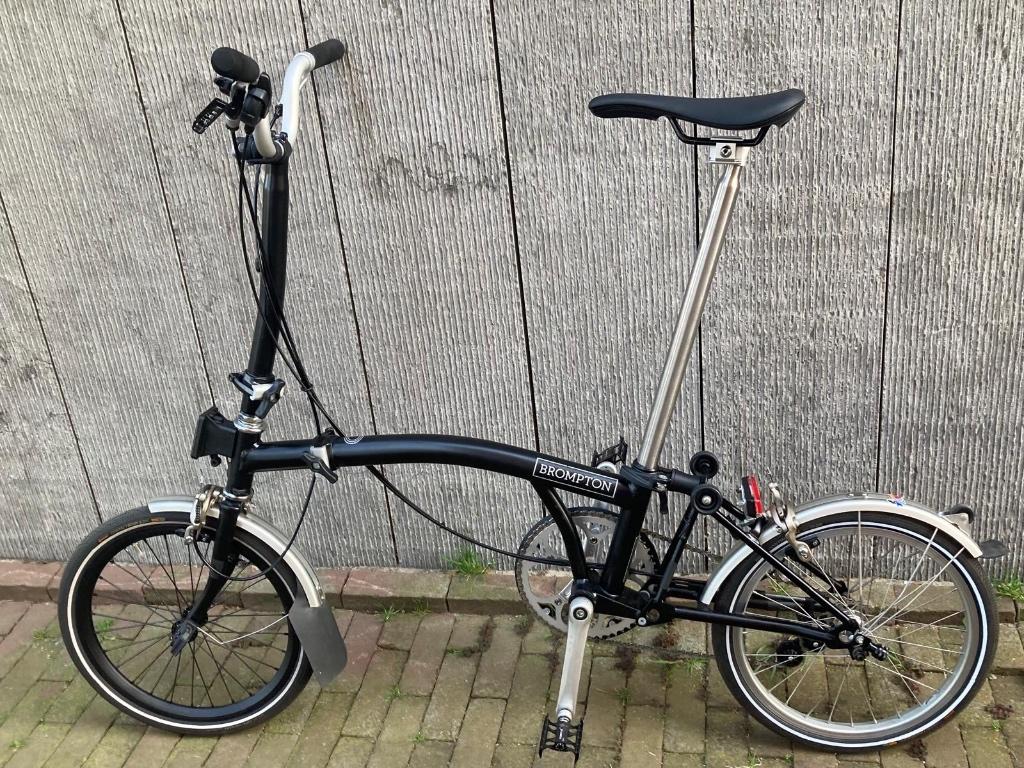 Ultralichte (10,2kg) BROMPTON (Hoog) 4-speed, Titanium delen, Fietsen en Brommers, Fietsen | Vouwfietsen, Ophalen, Brompton, 16 tot 18 inch