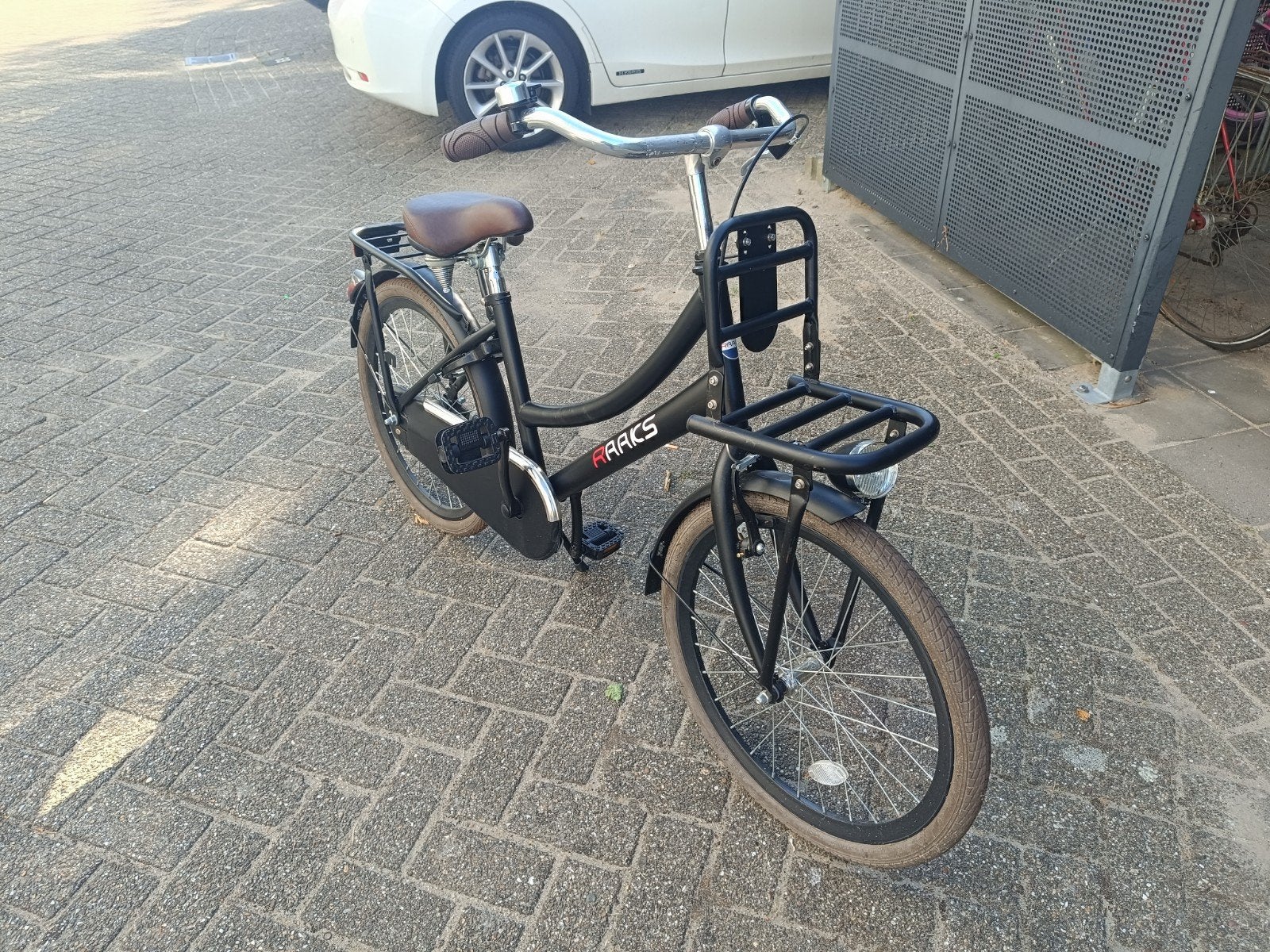 Raaks Bike 22 Inch /Defect to repair, Fietsen en Brommers, Fietsen | Dames | Damesfietsen, Ophalen, Gebruikt