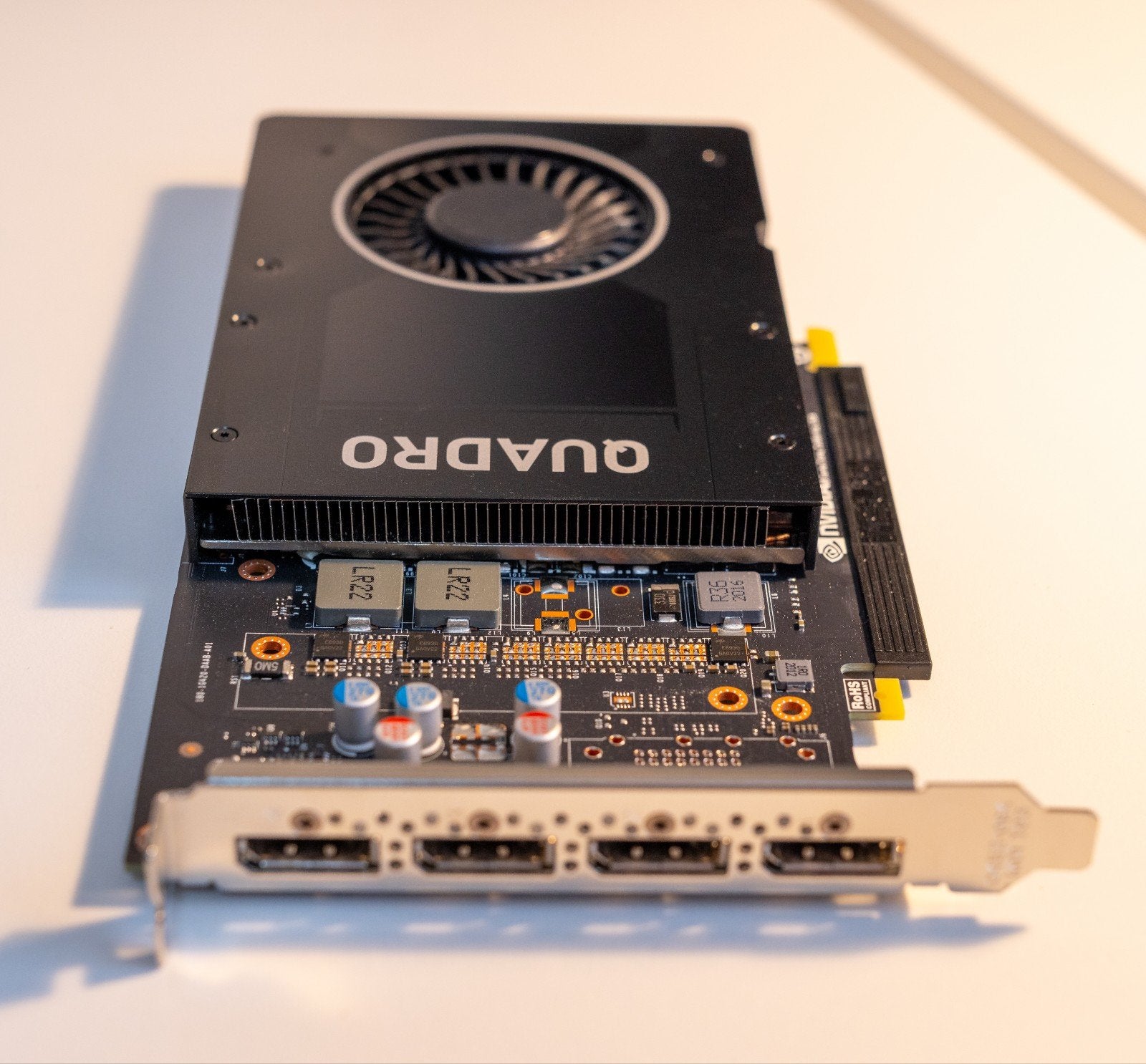 Nvidia Quadro P2200 5GB videokaart, Computers en Software, Ophalen, GDDR5, PCI-Express 3, DisplayPort